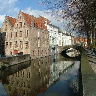 ALL DAY AUDIO GUIDED BRUGES (BELGIUM) FROM PARIS